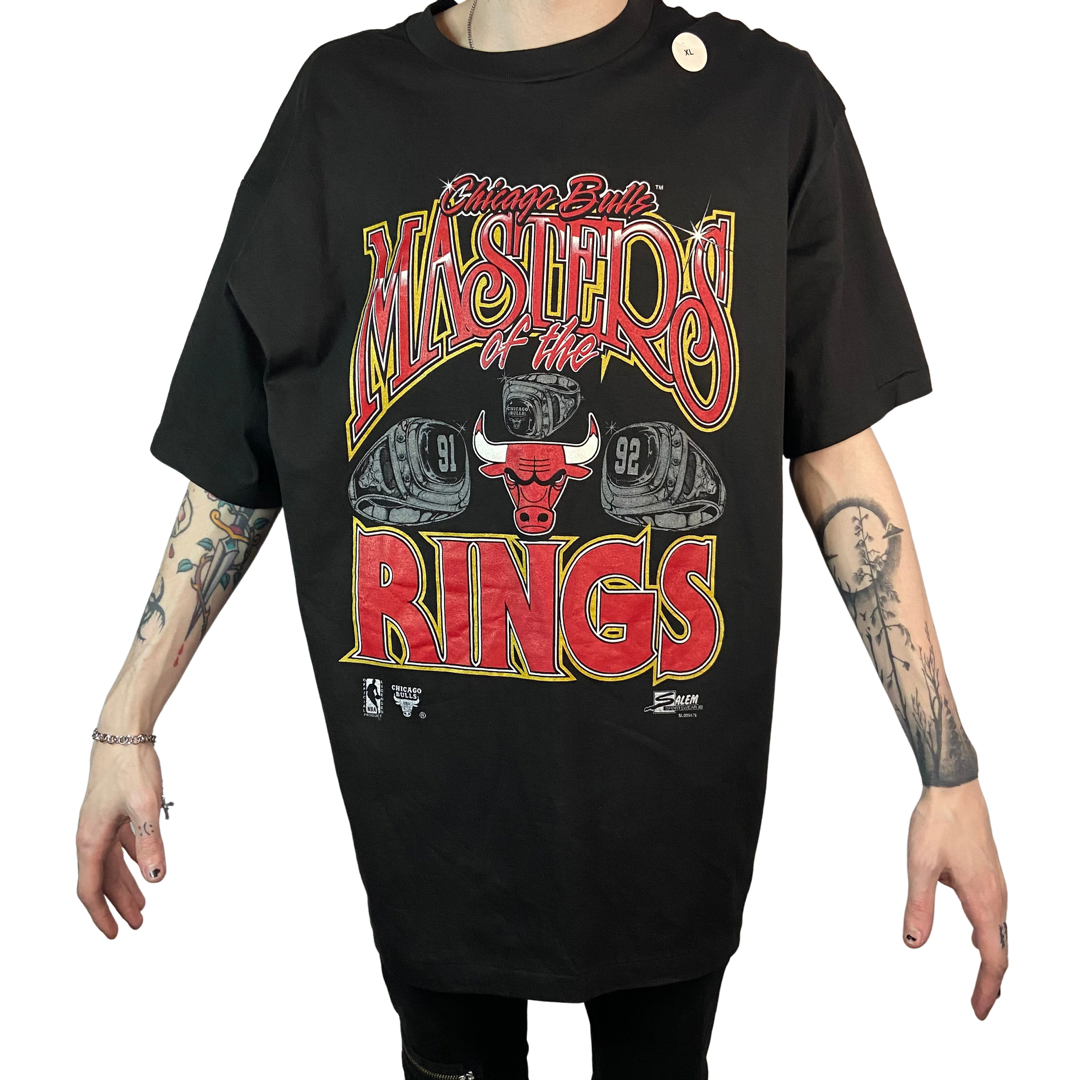 1997 Chicago Bulls Rings T-Shirt Size XL – Threaded Grails