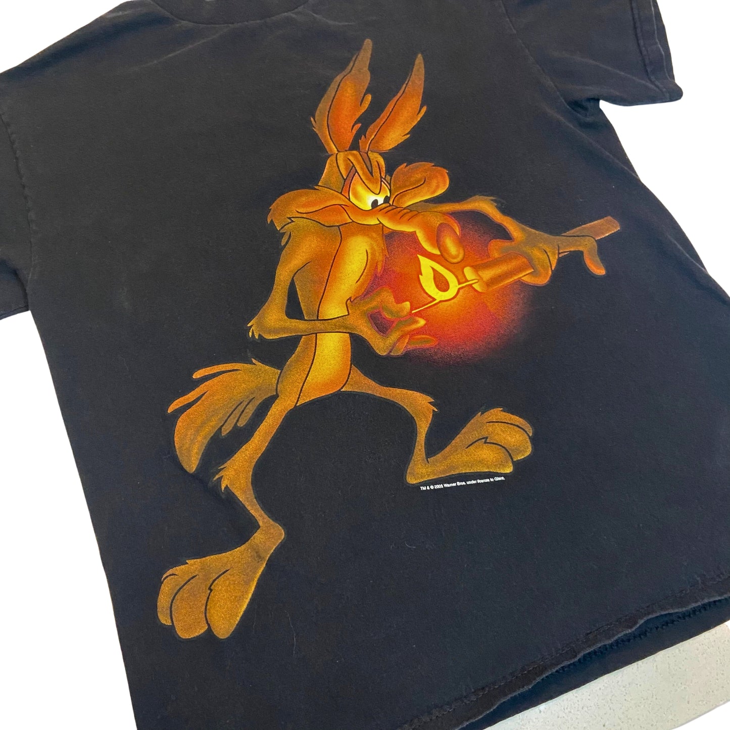 2005 LOONEY TUNES WILE E COYOTE MATCH T-SHIRT SIZE MEDIUM