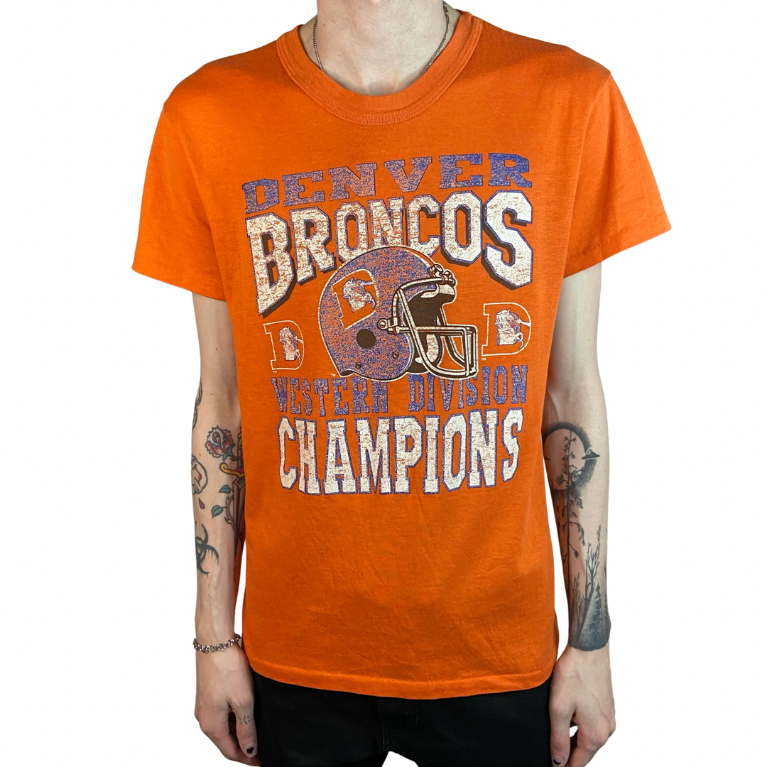 DENVER BRONCOS WESTERN DIVISION CHAMPIONS VINTAGE SINGLE STITCH SIZE LARGE T-SHIRT