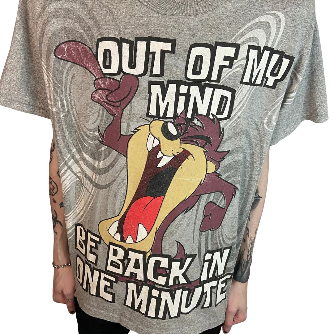 OUT OF MY MIND BE BACK IN ONE MINUTE LOONEY TUNES TAZ ALL OVER PRINT SIZE LARGE T-SHIRT