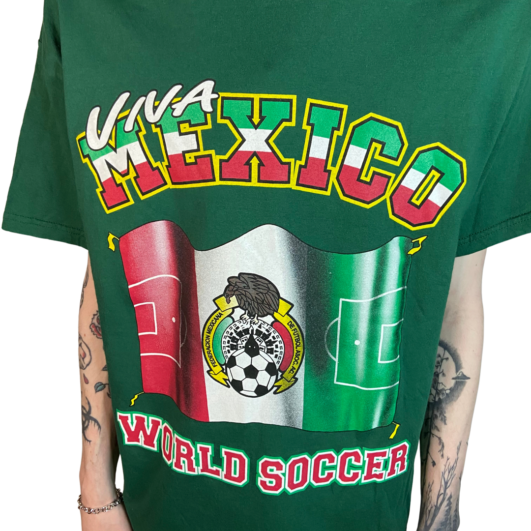 VIVA MEXICO WORLD SOCCER (GREEN) GRAPHIC PRINT SIZE LARGE T-SHIRT