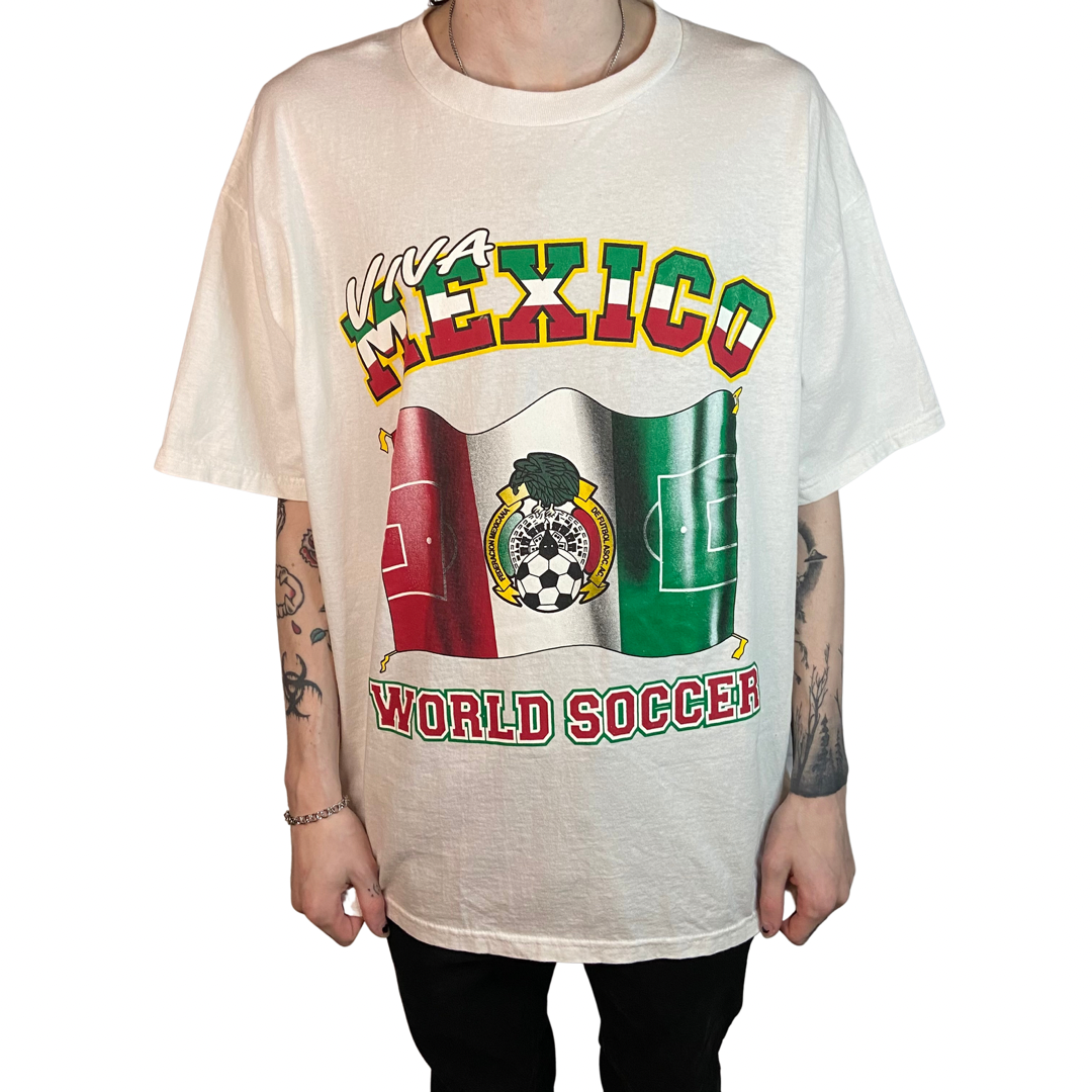 VIVA MEXICO WORLD SOCCER (WHITE) GRAPHIC PRINT SIZE XL T-SHIRT