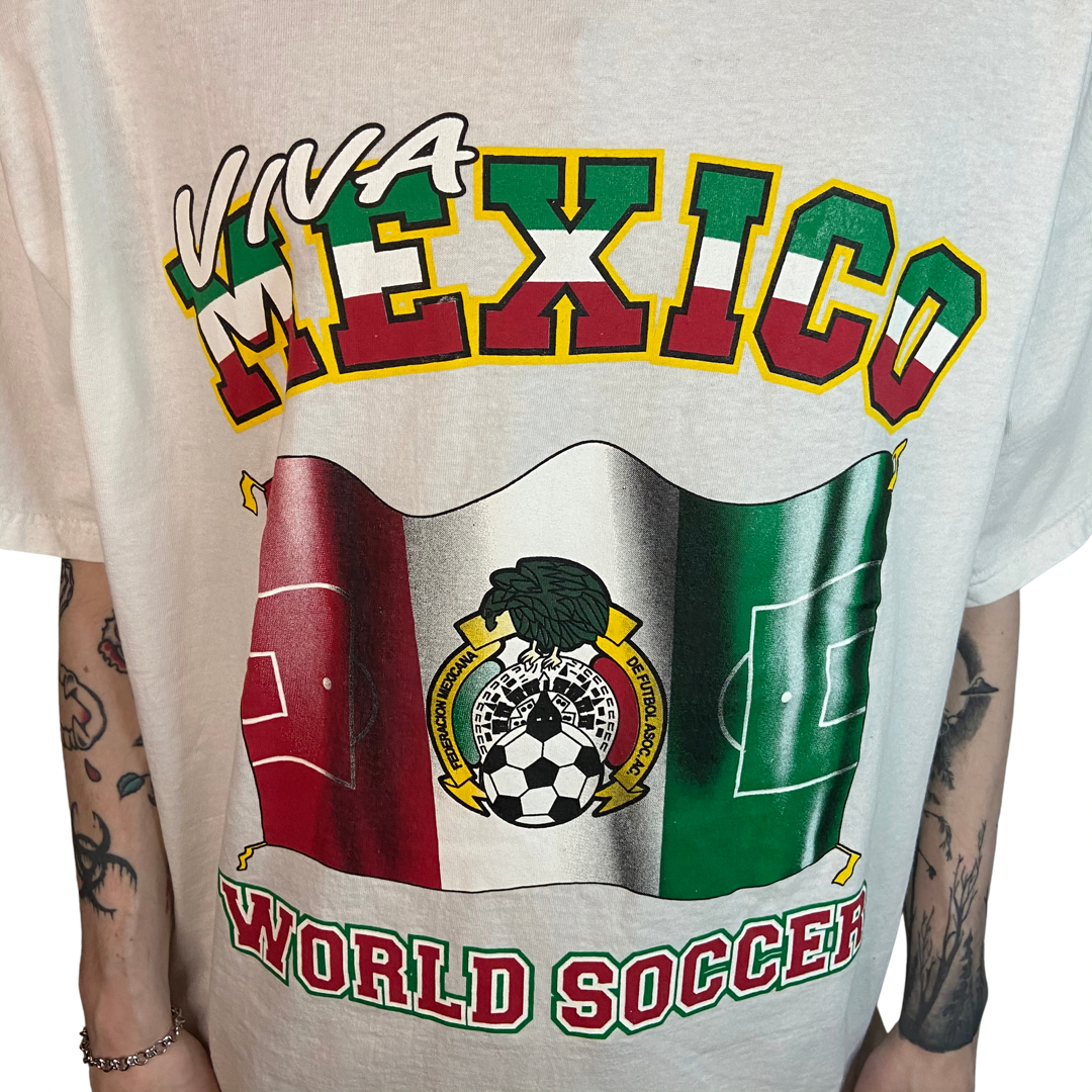 VIVA MEXICO WORLD SOCCER (WHITE) GRAPHIC PRINT SIZE XL T-SHIRT