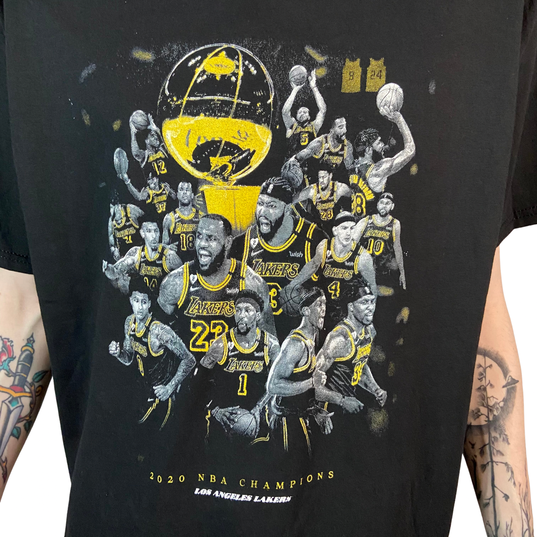 2020 LOS ANGELES LAKERS CHAMPIONS BLACK AND GOLD T-SHIRT